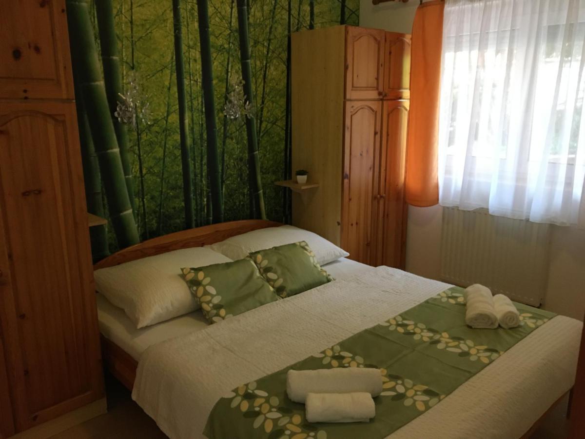 Central Apartments Zalakaros Esterno foto